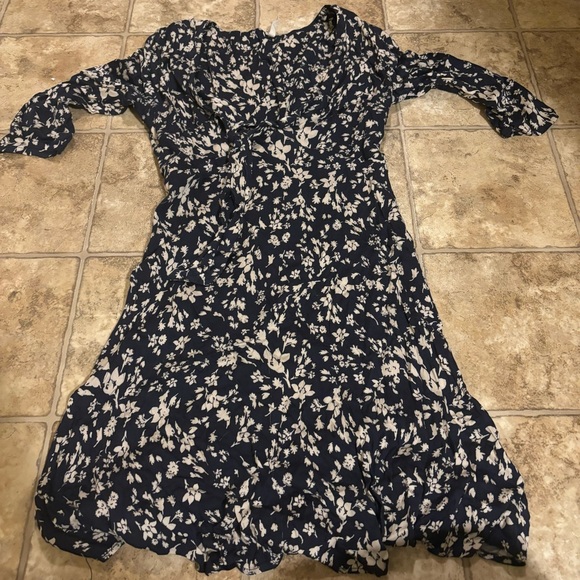 Urban Outfitters Dresses & Skirts - Urban outfitters floral faux wrap dress size XS